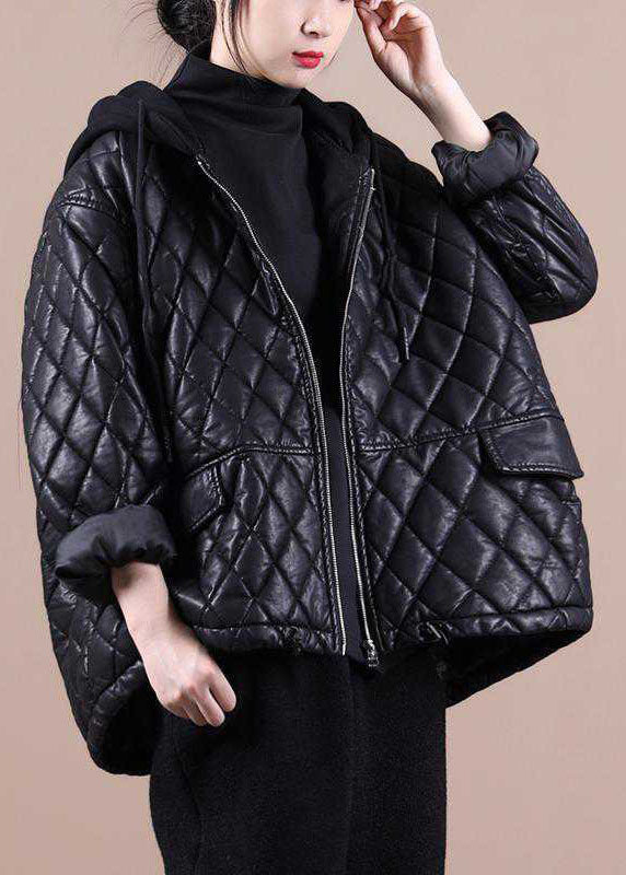 Damernas Svarta Hooded Zipparjacka med Patchwork
