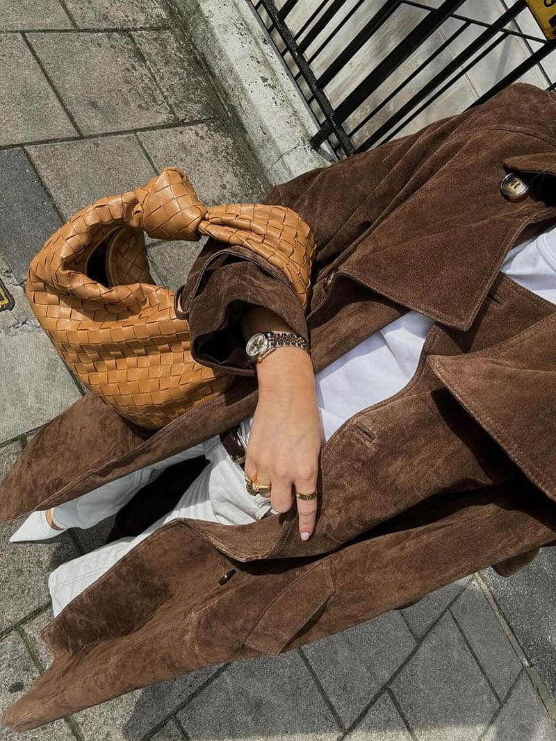Damernas Trenchcoat i Suède Look Midi med Dubbelknäppning och Bälte