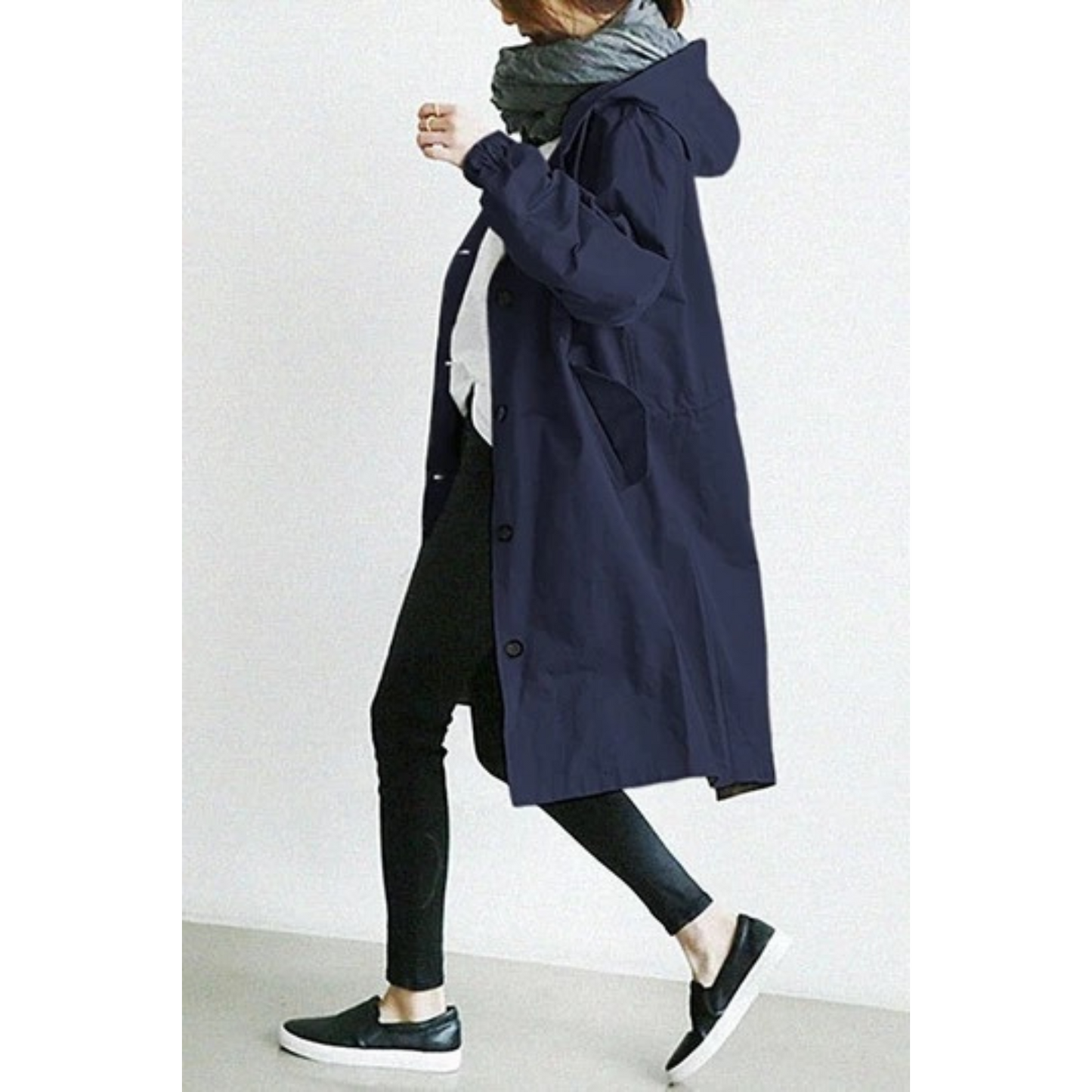 Kvinnors Lång Trenchcoat med Huva och Justerbar Midja