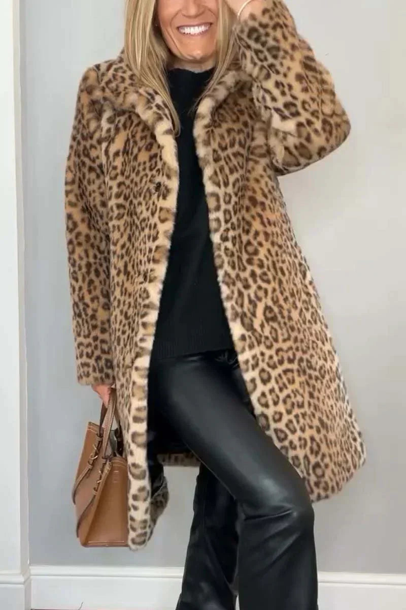 Vinterjacka Dam Leopardmönster Värmande och Stilren
